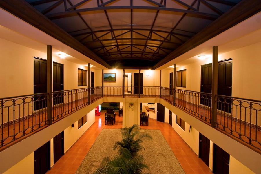 Hotel El Cerro Liberia Exterior photo