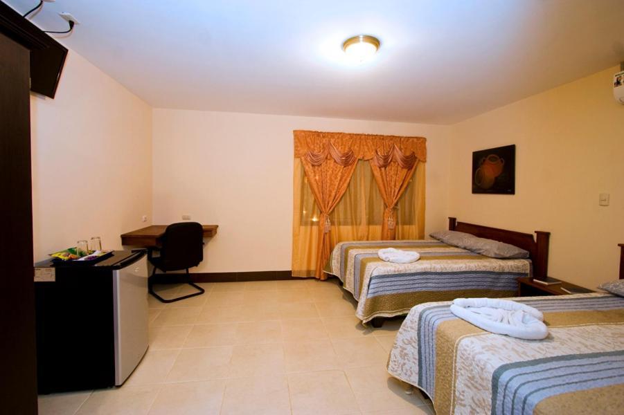 Hotel El Cerro Liberia Exterior photo