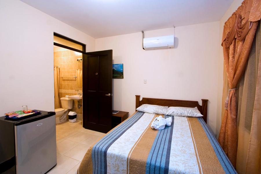 Hotel El Cerro Liberia Exterior photo