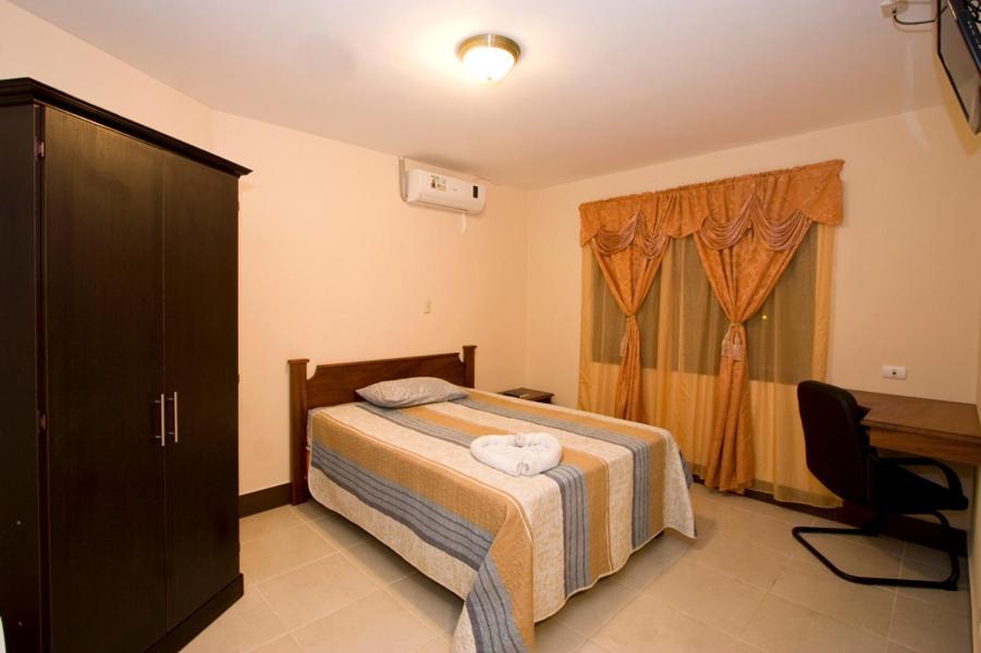 Hotel El Cerro Liberia Exterior photo